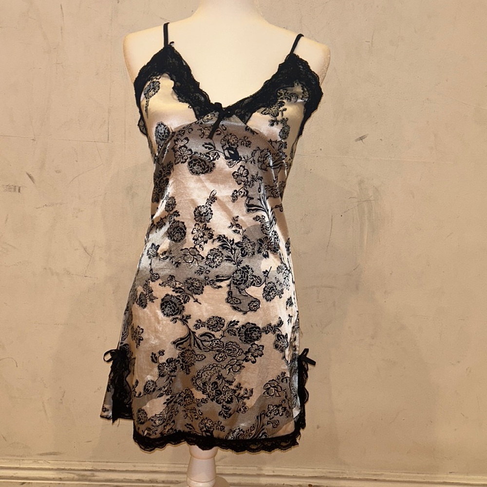 m Black and white floral slip dress satin silk shiny